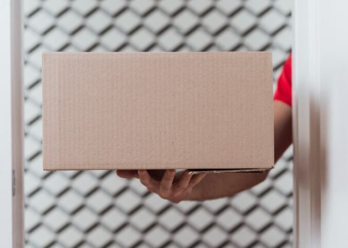 Caixa de papelão para entrega: quando e onde comprar?
